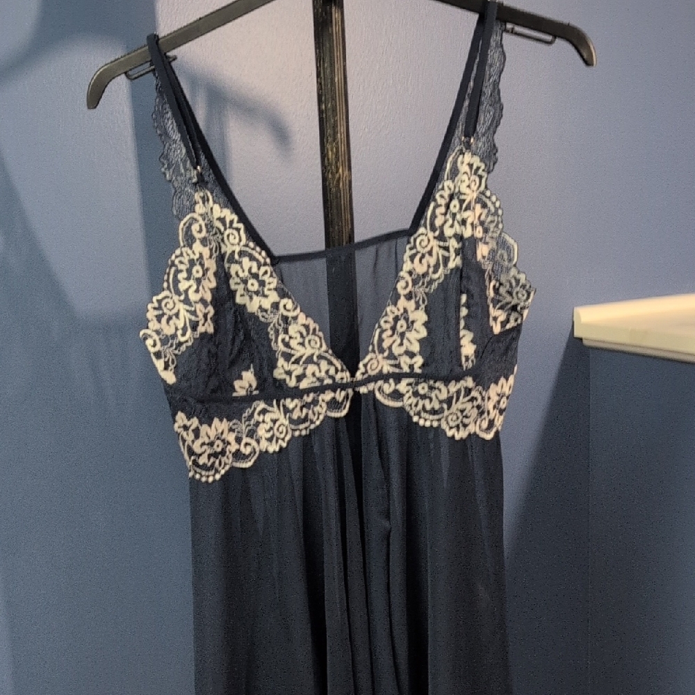 SHEIN Navy and White Lace Chemise